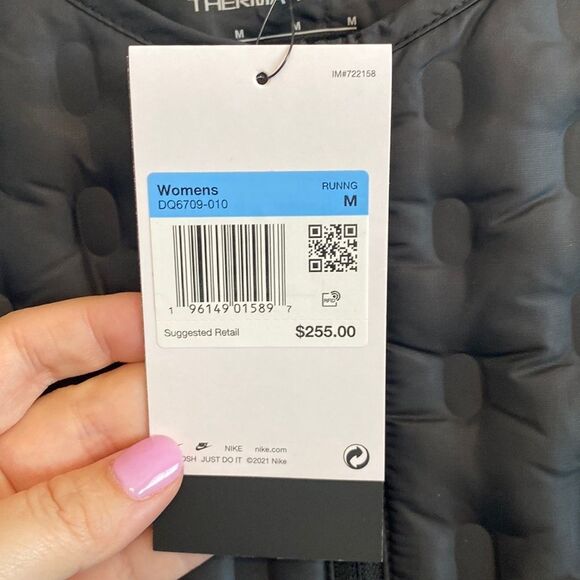 NWT-Nike-Women’s quilted padded ThermaFIT ADV down jacket black-Size Medium - Picture 11 of 13
